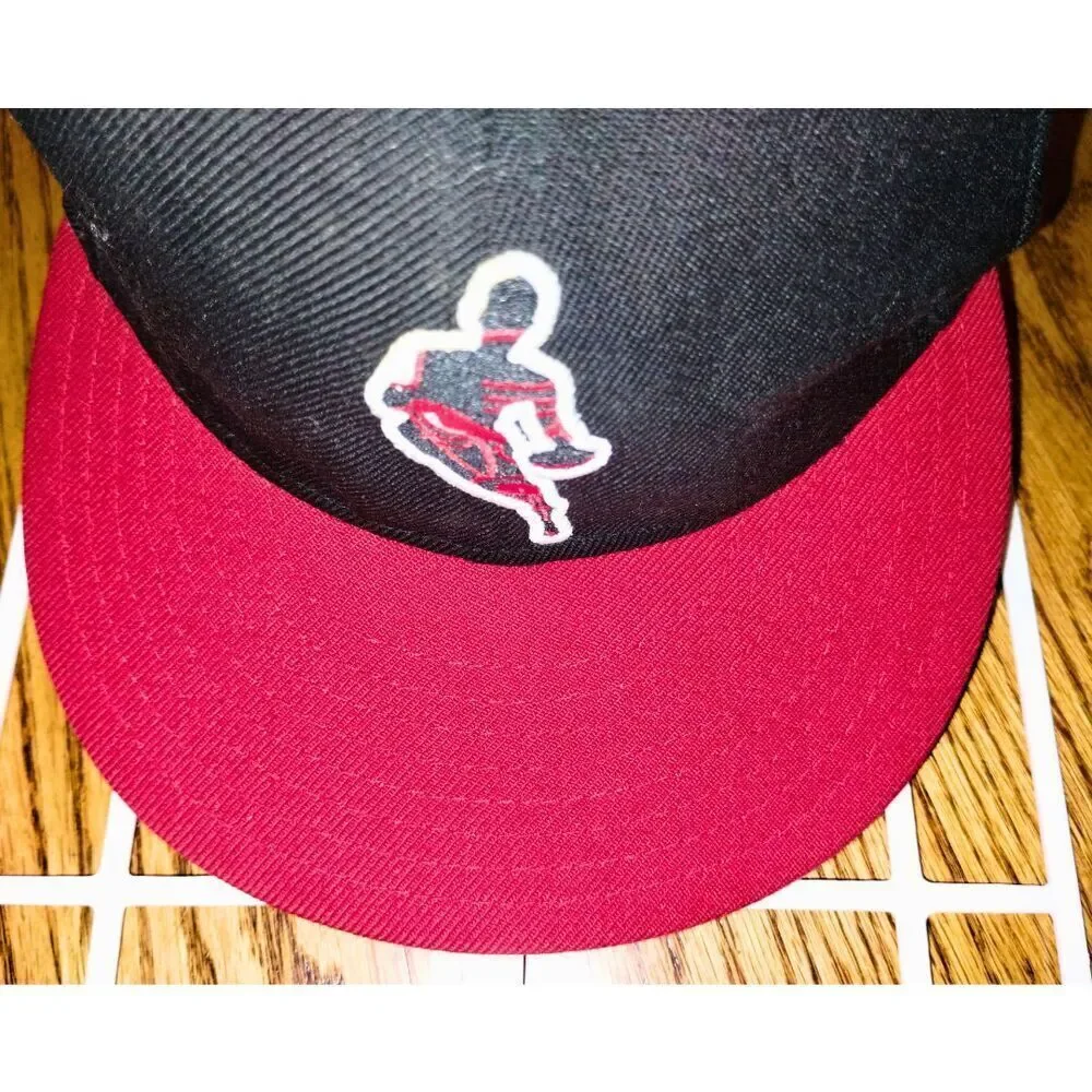 New Era 59Fifty Hardwood Classics NBA Chicago Bulls Fitted Hat Size 7.5